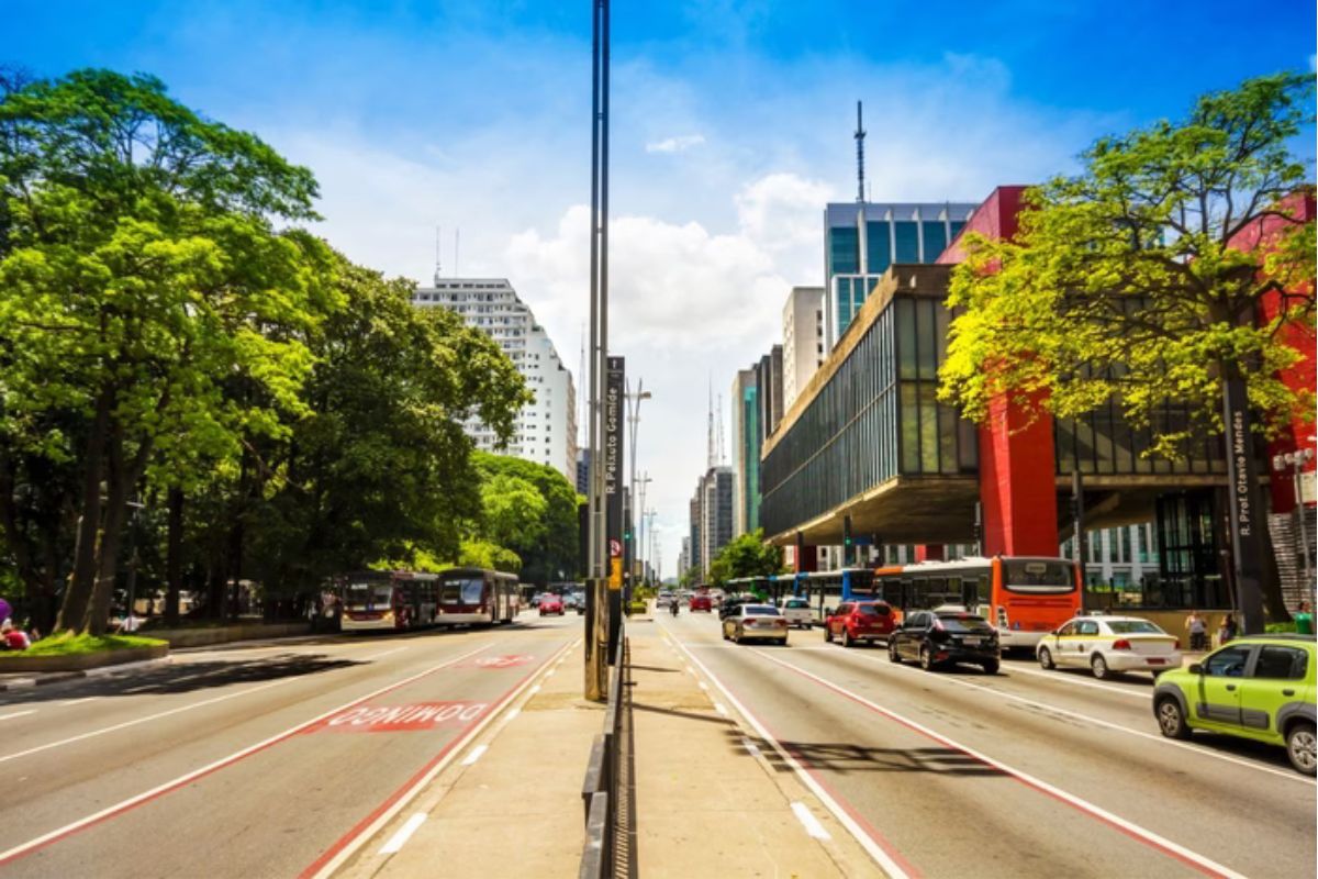 2025 terá 16 feriados nacionais e pontos facultativos. São Paulo também considera o aniversário da cidade e a Revolução Constitucionalista - Metrópoles