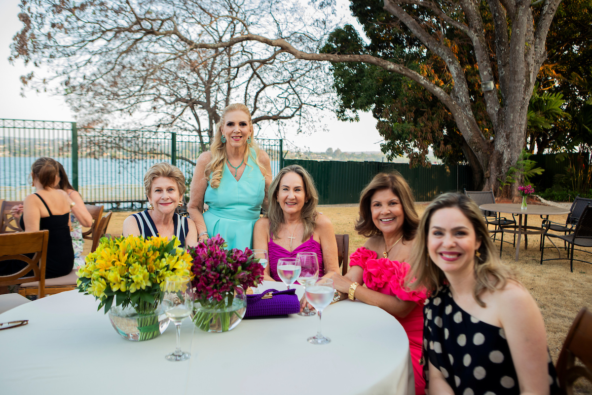 Bete Seroni, Simone Novaes, Elvira Albuquerque, Sheila Fernandes e Denise Mendonça