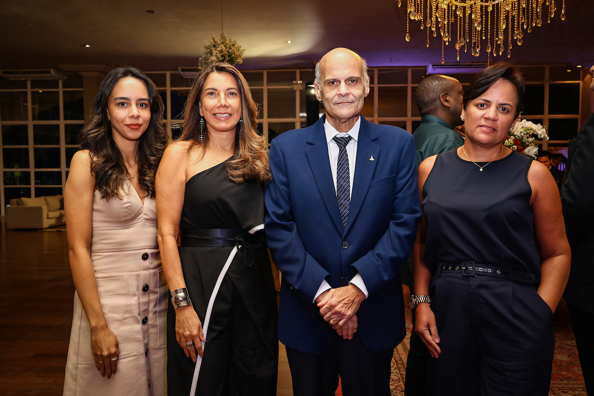 Ana Beatriz Sousa, Ana Lúcia Moura, Paco Britto e Fabíola Nascimento