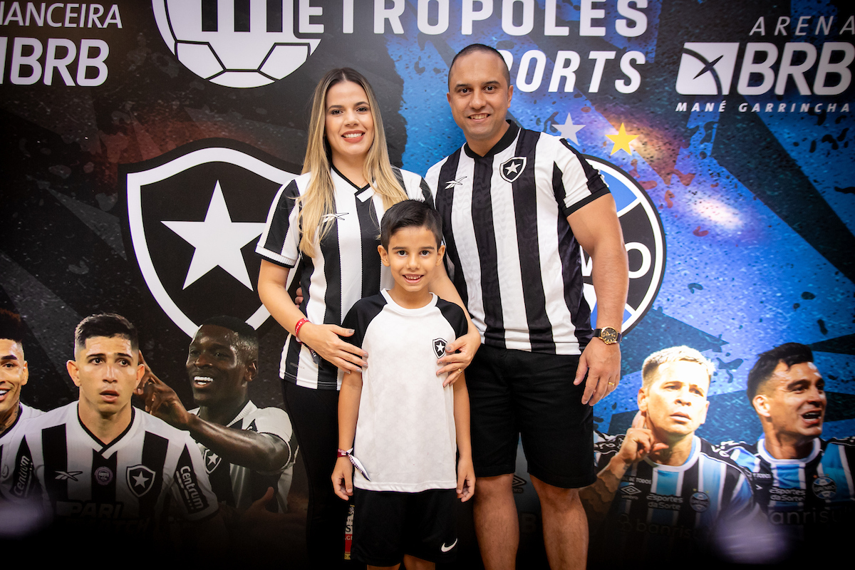 Camarote Metrópoles no duelo Botafogo e Grêmio - Metrópoles