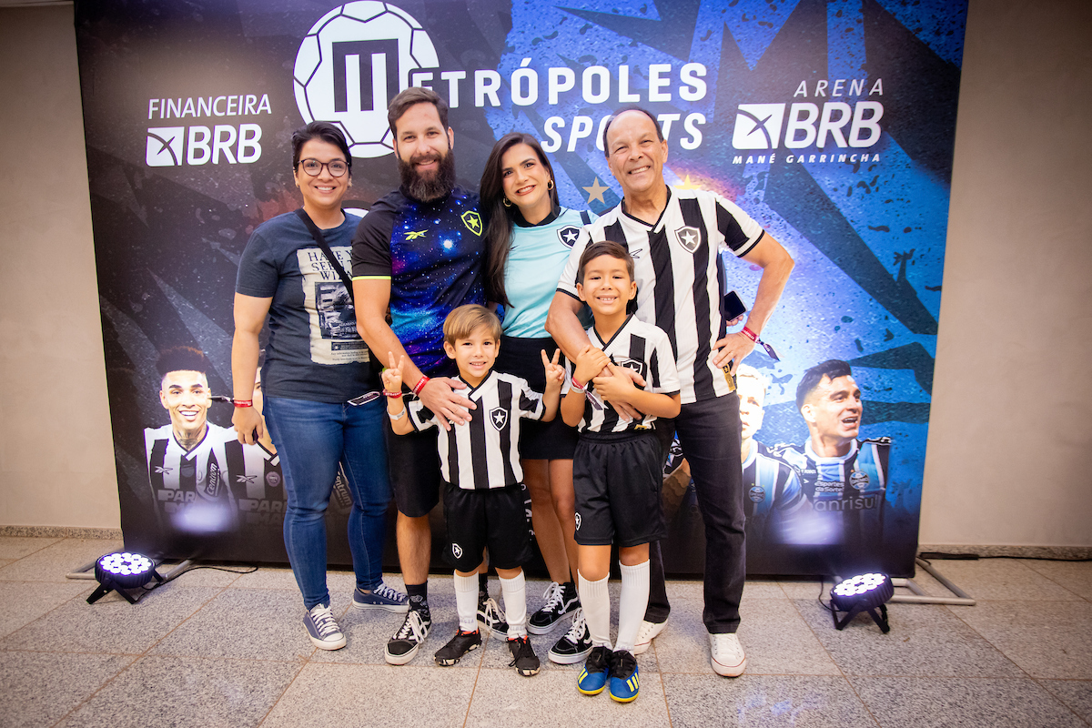 Camarote Metrópoles no duelo Botafogo e Grêmio - Metrópoles