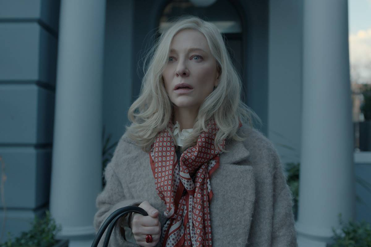 Foto colorida de Cate Blanchett - Metrópole