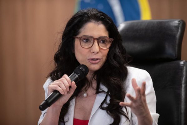 Estela Aranha