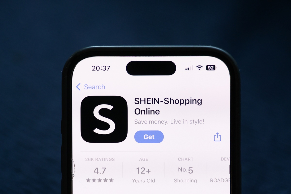 Shein na App Store exibido na tela de um telefone é visto nesta foto ilustrativa