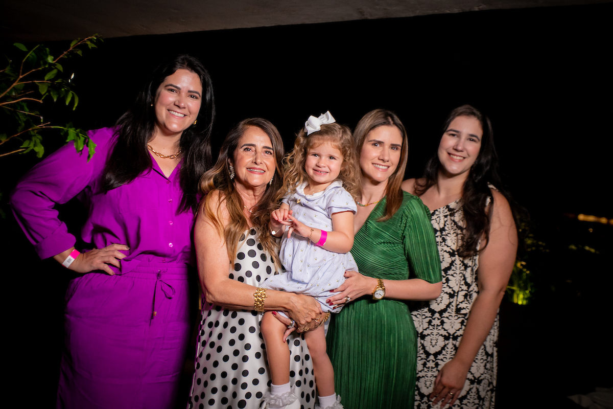 Jaqueline Canhedo, Claudia Tolentino, Maria Helena, Tatiana Canhedo e Letícia Canhedo