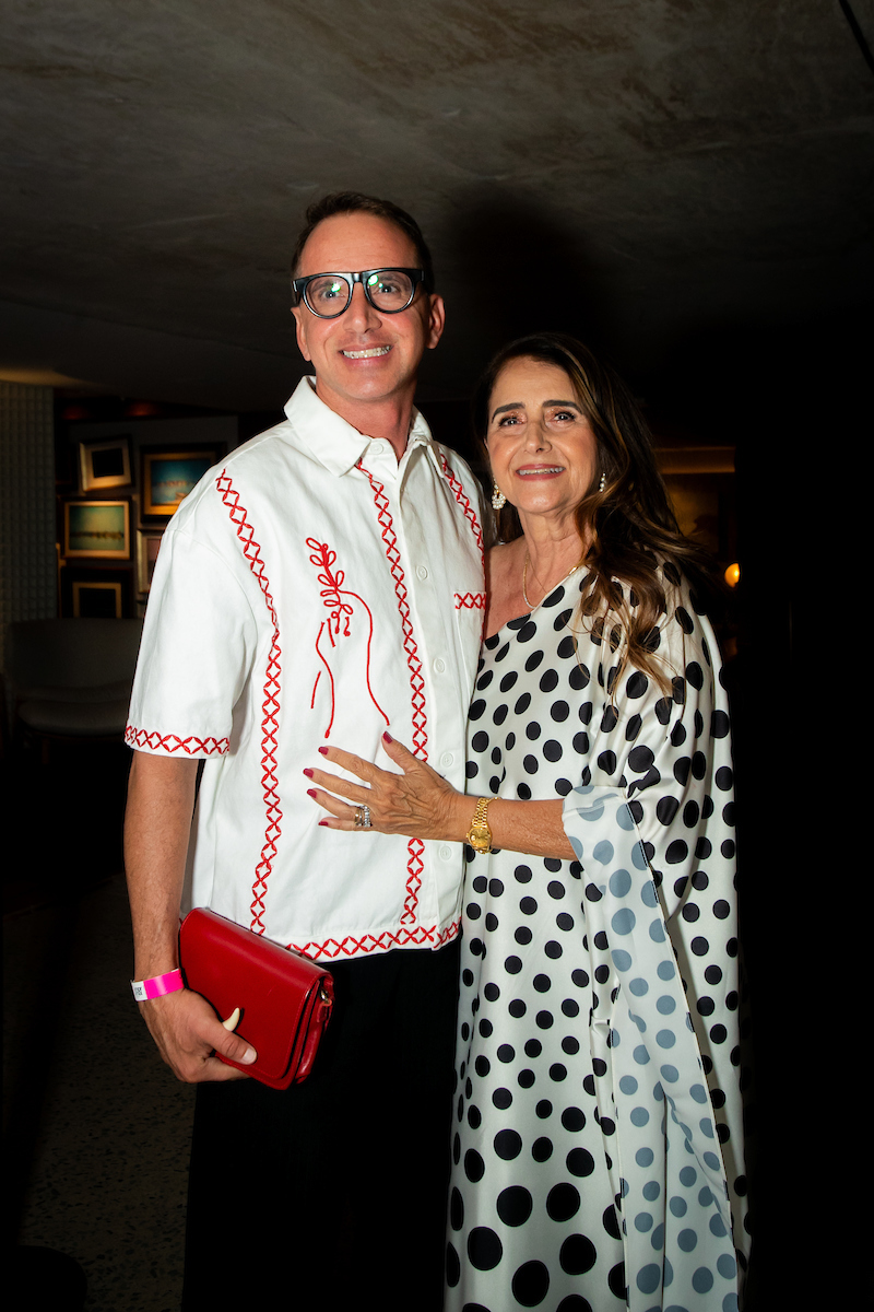 Paulo Almeida e Claudia Tolentino