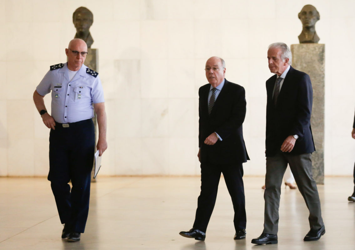 Ministro Mauro Viera, José Múcio e comandante da Aeronáutica, Marcelo Kanitz Damasceno concedem coletiva à imprensa sobre a operação de repatriados brasileiros no Líbano Metrópoles