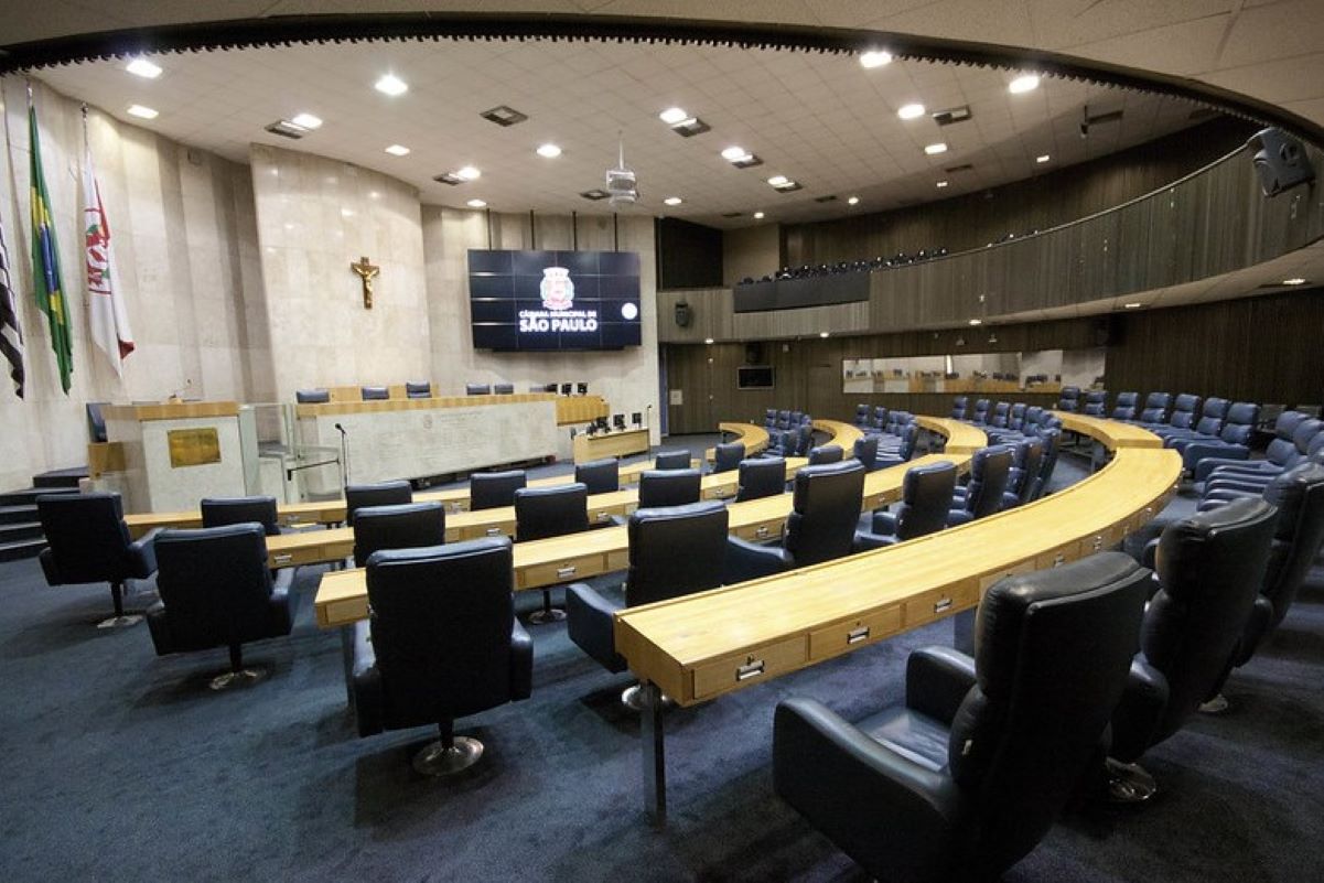 Conflito na Câmara de São Paulo: Pressão por Contrato com a Geap Acirra Discussões
