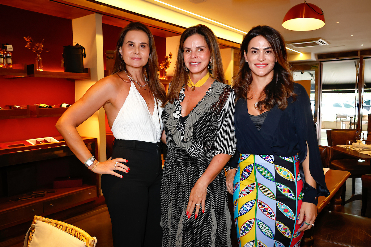 Rose Souto, Claudia Salomão e Julianna Rodrigues