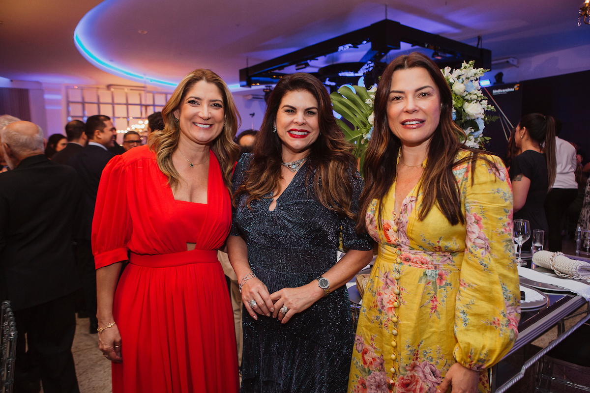 Laura Oliveira, Janine Brito e a secretária de Estado de Justiça e Cidadania do Distrito Federal, Marcela Passamani