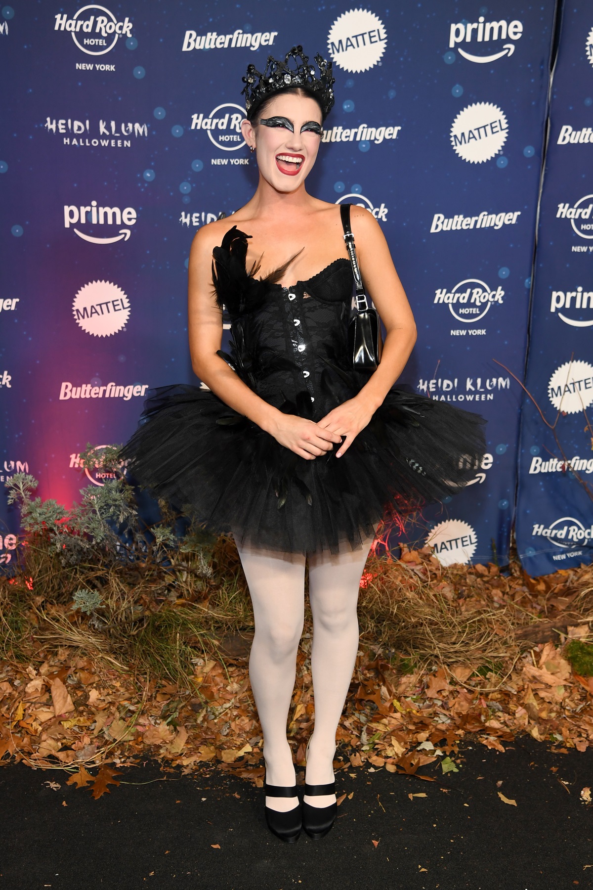 festa halloween fantasia heidi klum charli damelio - metrópoles