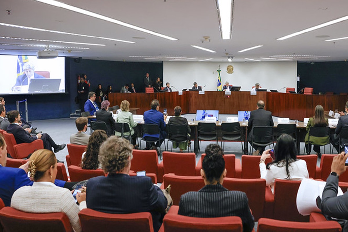 STF inicia audiências de trama golpista sem Moraes nem Gonet