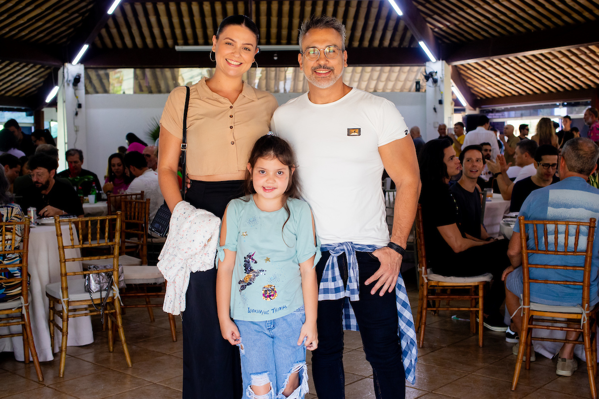 Kaise Endlich, Antonella Henriques e Marcelo Henrique Cruz