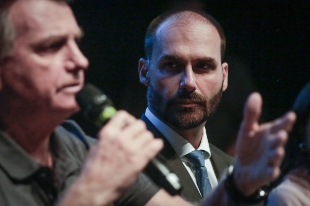 Jair Bolsonaro e Eduardo Bolsonaro