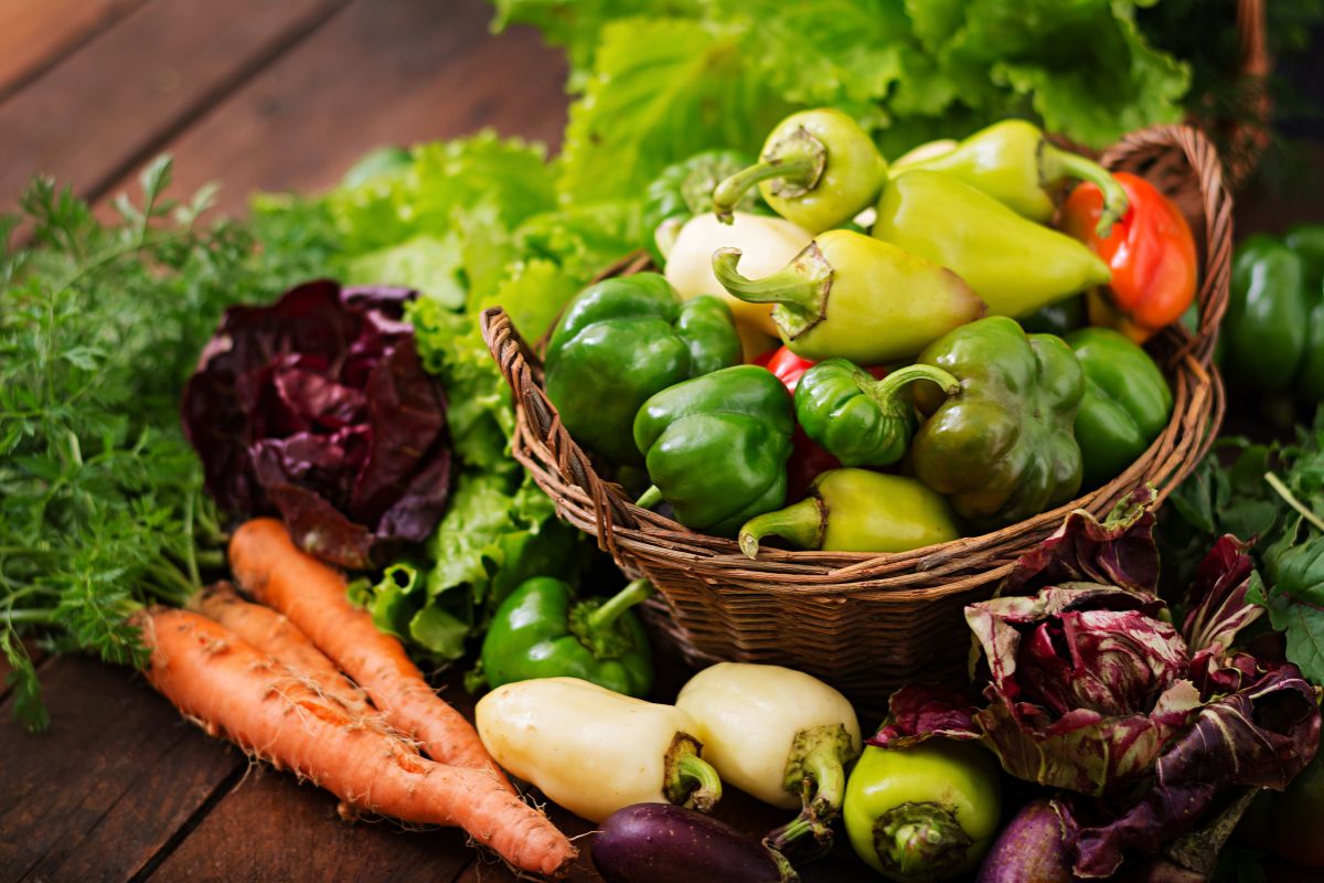 Vegetal rico em vitamina C melhora digestão e favorece o emagrecimento