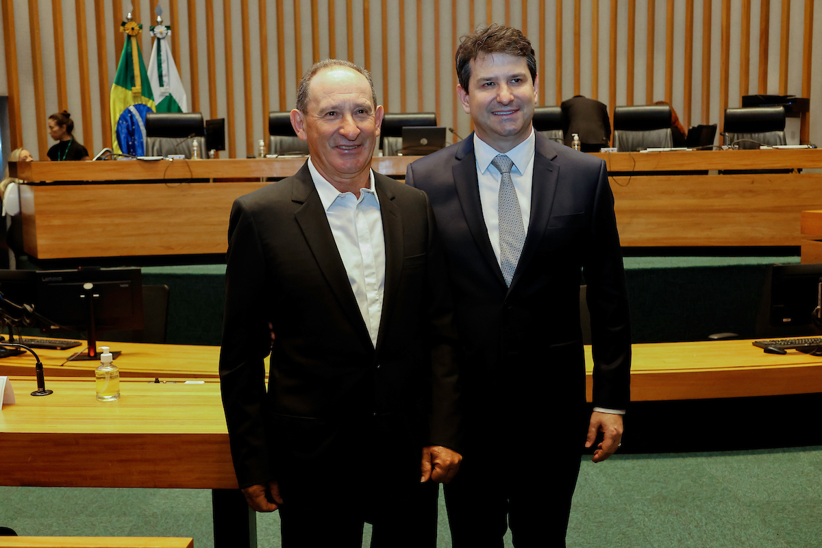 Título de Cidadão Honorário para Marcelo e Daniela Perboni - Metrópoles