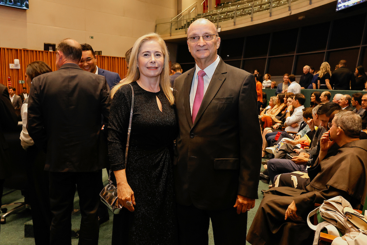 Título de Cidadão Honorário para Marcelo e Daniela Perboni - Metrópoles