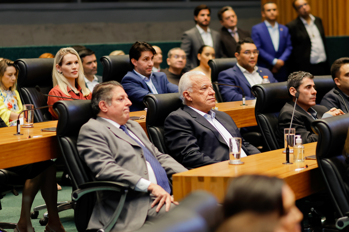 Título de Cidadão Honorário para Marcelo e Daniela Perboni - Metrópoles