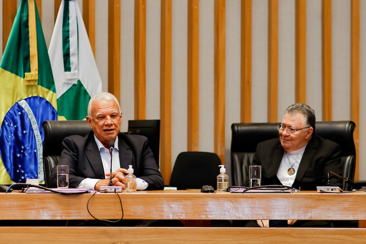 Título de Cidadão Honorário para Marcelo e Daniela Perboni - Metrópoles