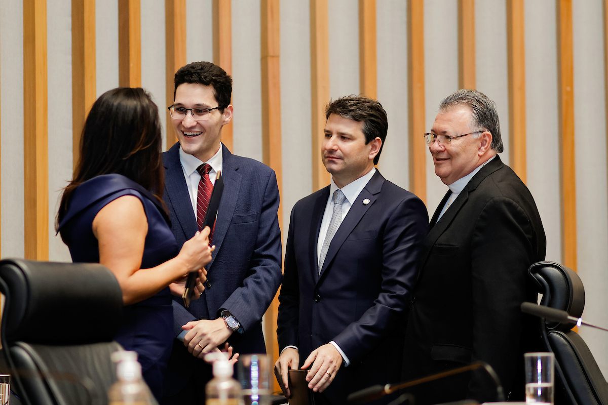 Título de Cidadão Honorário para Marcelo e Daniela Perboni - Metrópoles