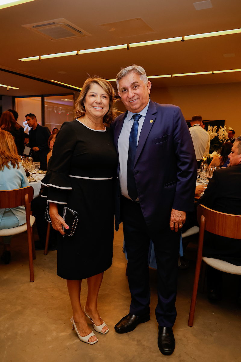 Entrega do título de Cidadão Honorário para Marcelo e Daniela Perboni - Metrópoles