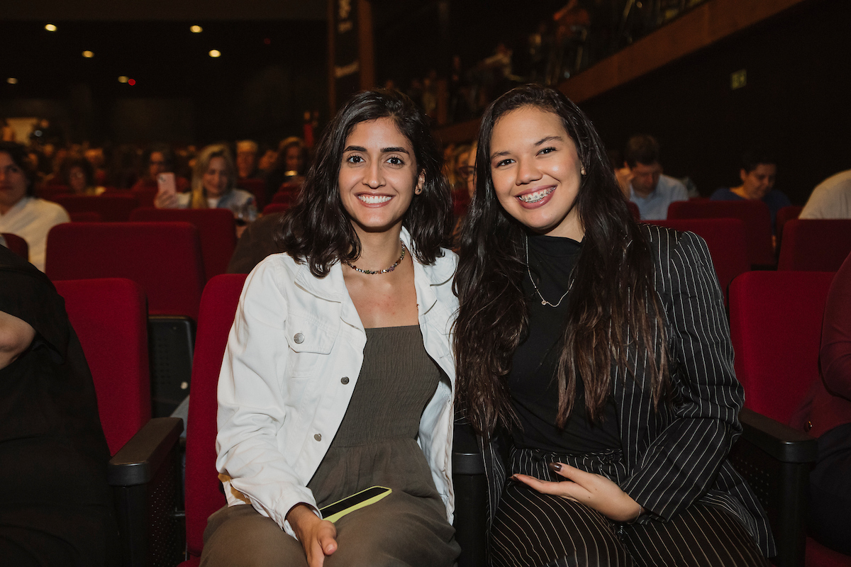 Maria Eduarda Portella e Anna Júlia Freires