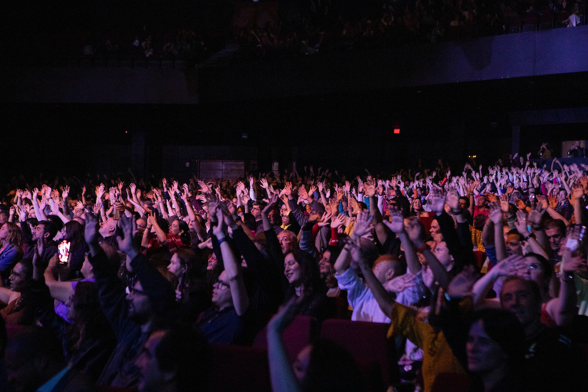 Público se manteve animado durante todos os shows