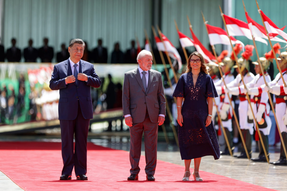 Companheiro Xi Jinping, você ajudaria a censurar o TikTok no Brasil?