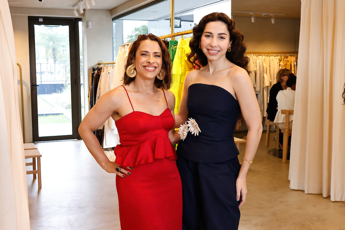 Na imagem com cor, foto da marca Aluf no Trunk Show na loja Maria, Brasília - metrópoles