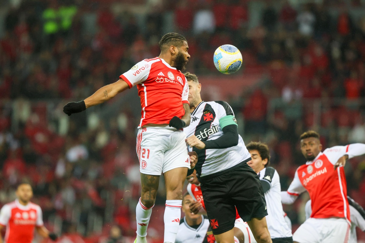 Vasco and Internacional face each other for the dream of a place in the Libertadores