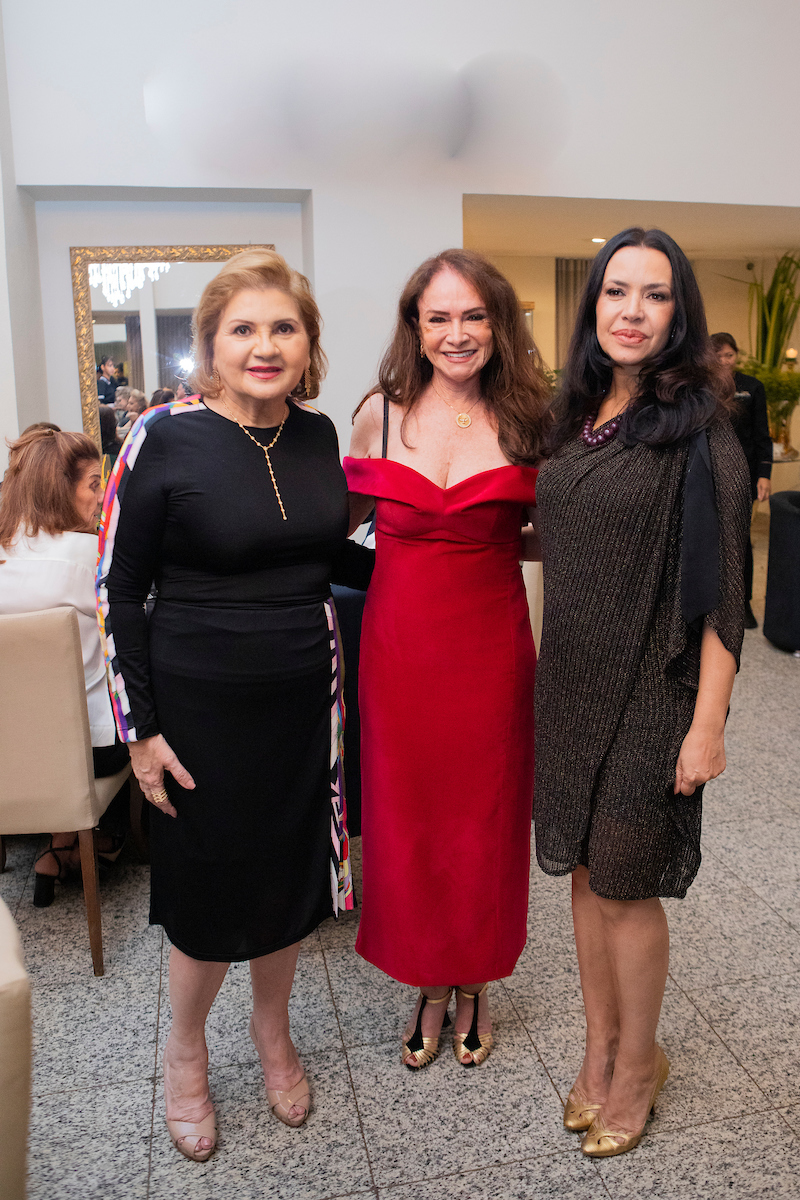 Rita Lins, Vania Carvalho e Claudia Meireles