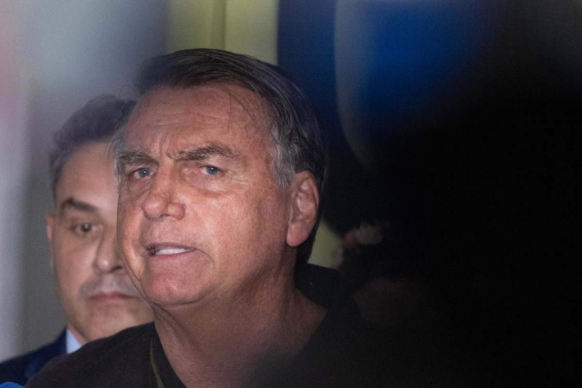 Bolsonaro diz à PF que enviou R$ 2 milhões a Eduardo nos Estados Unidos
