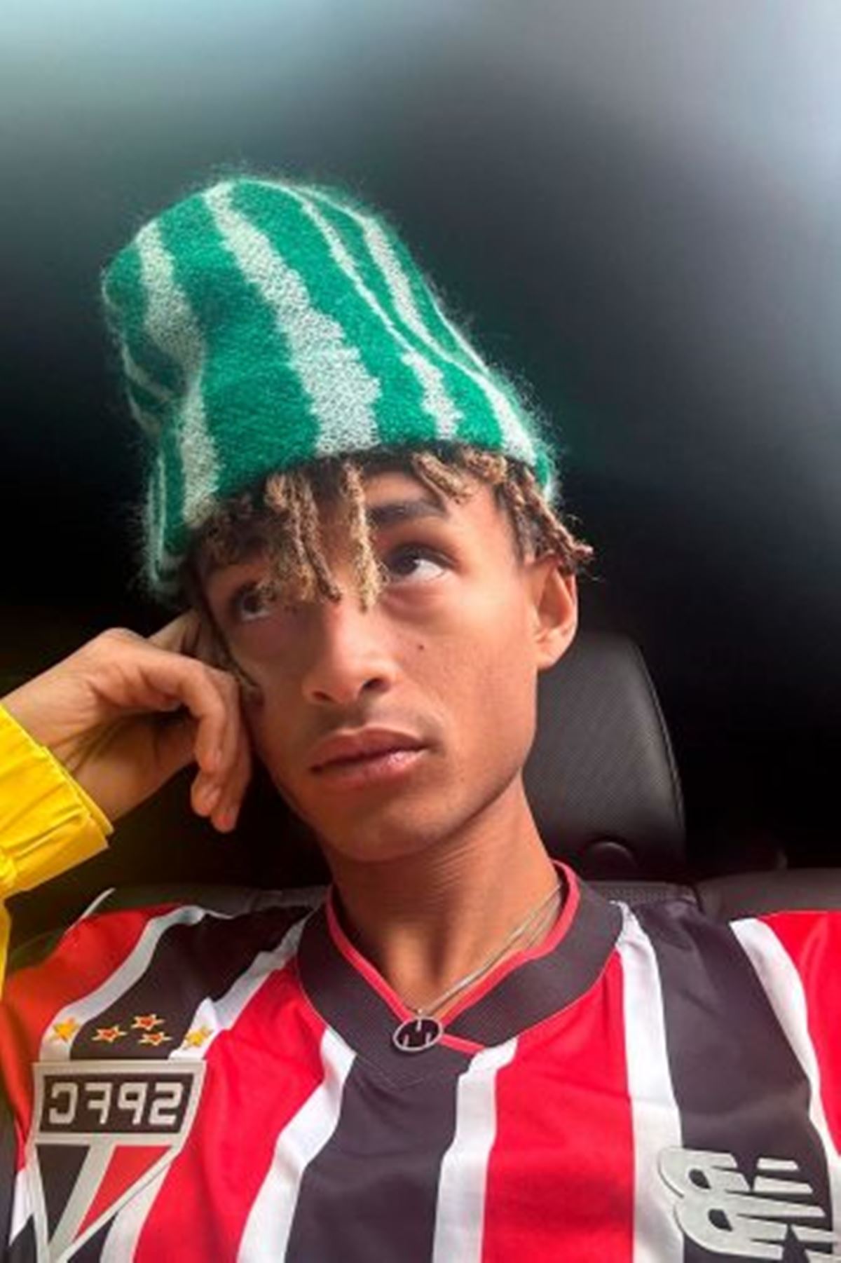 Jaden Smith com camisa do São Paulo