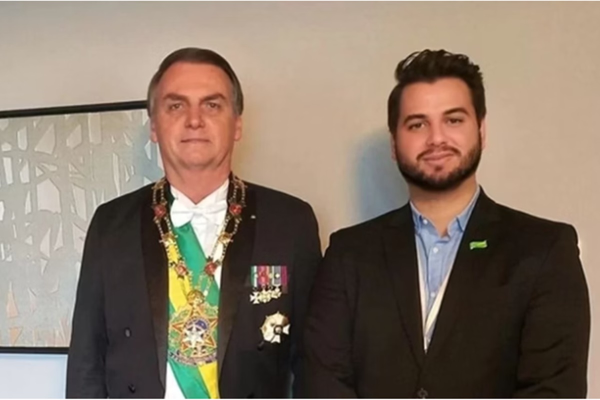 Cid: Filipe Martins não estava em lista de viagem de Bolsonaro aos EUA