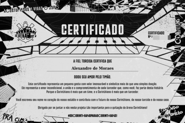 Imagem colorida de certificado de doação de Alexandre de Moraes. Metrópoles