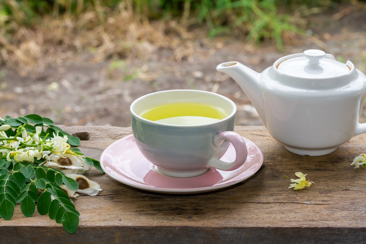 Descubra 3 Chás Naturais que Estimulam a Produção de Colágeno para Pele Saudável