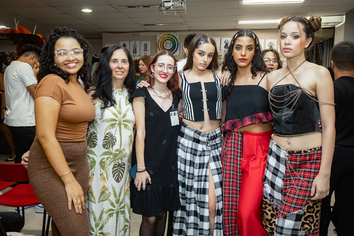 Jéssica Rocha, Silvana Braz, Fernanda Braz, Ana Luisa Medeiros, Beatriz Marques e Bruna Guimarães