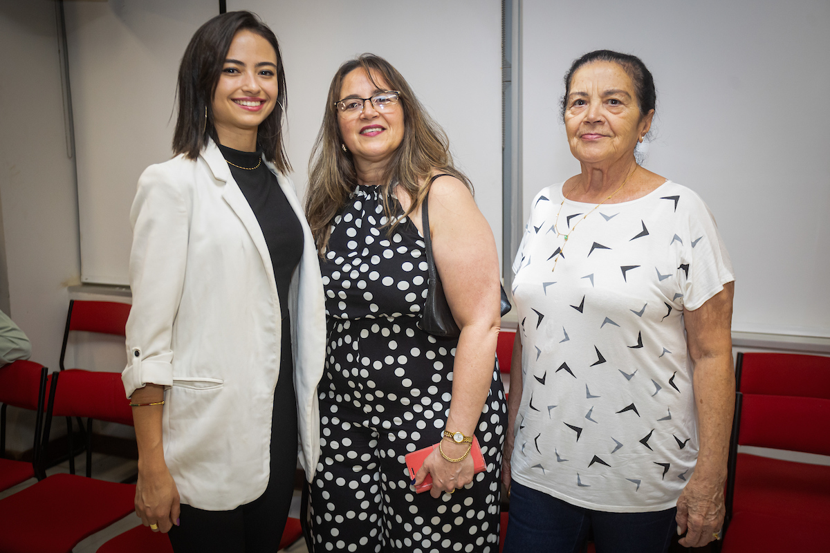 Priscila Perpétuo, Ana Lúcia Bittencourt e Ana Lúcia Lacerda