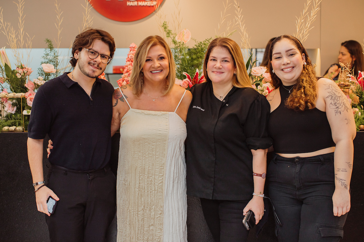 Higor de Menezes, Karine Cavalcanti, Mariana Cavalcanti e Amanda Santos