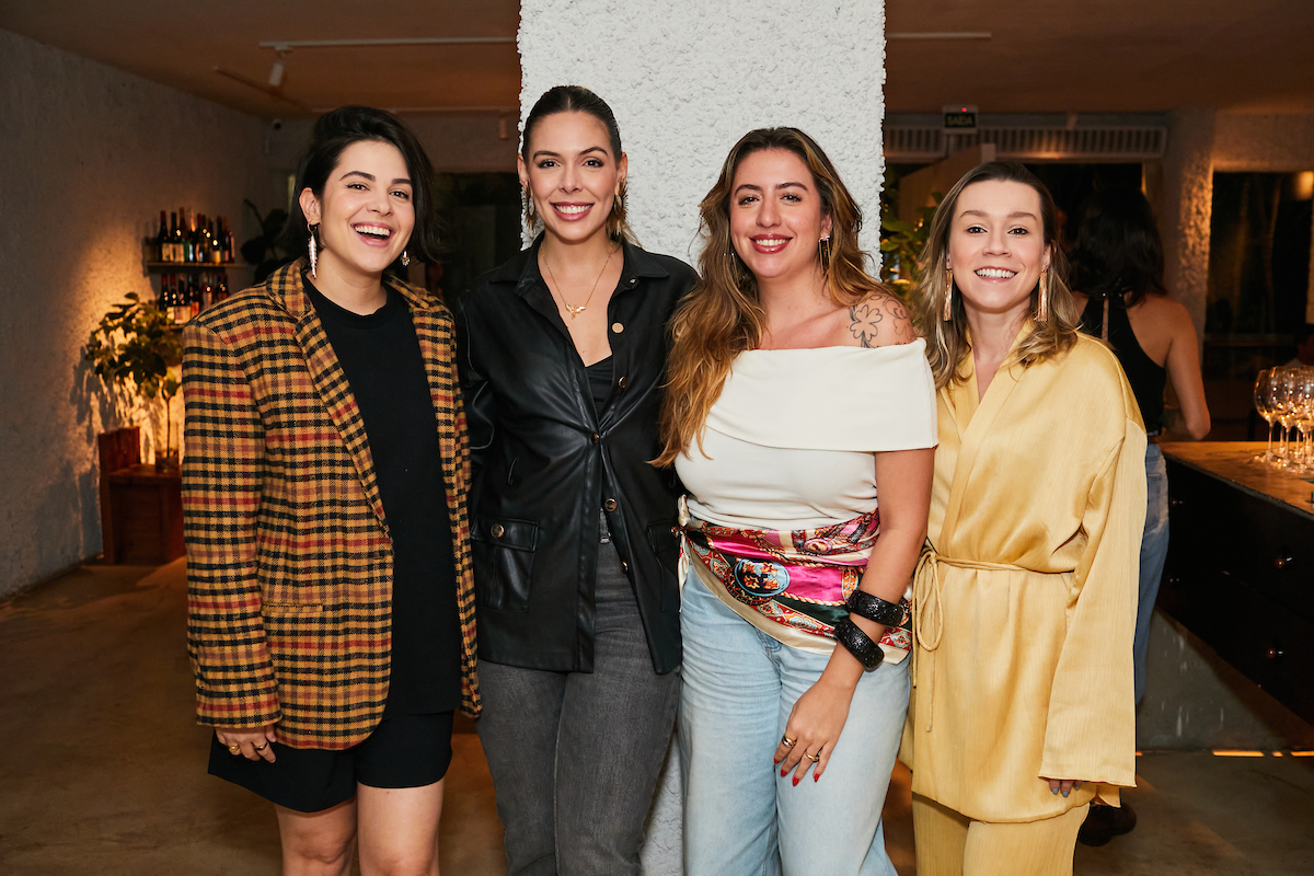 Beatriz Alvarenga, Marina Nardi, Nalu Lima e Natália Melo