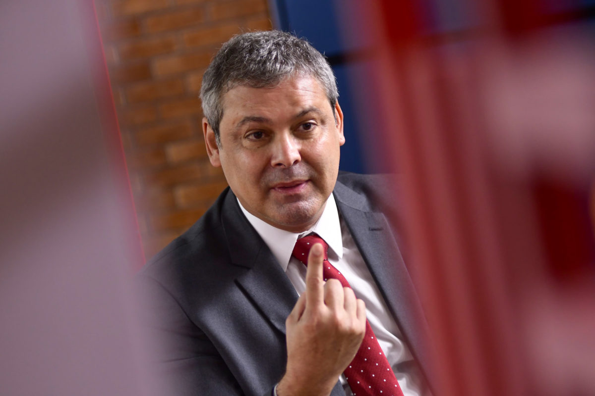 PT propõe teto único para salários de servidores em todo o país