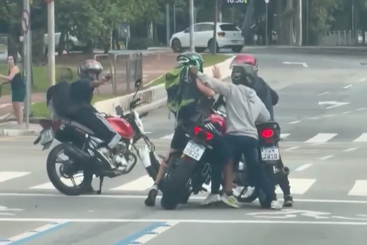 Assalto à Família em Arapiraca: Criminosos Simulam Assalto para Roubar Moto