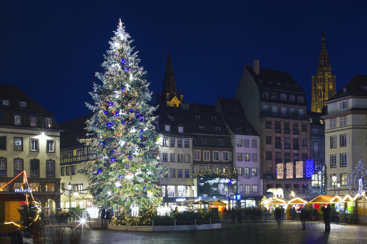 Christmas market in Place Kleber