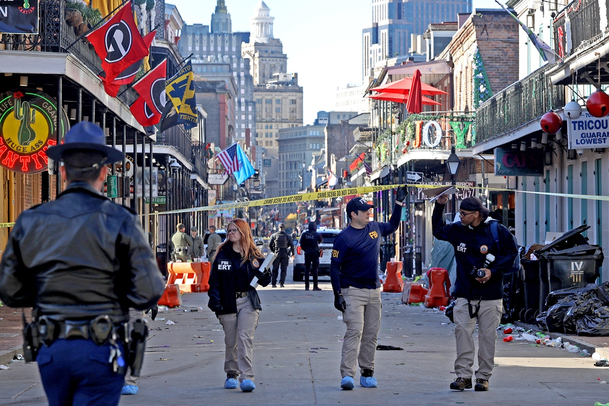 Policiamento na Bourbon Street, Nova Orleans, após o ataque no Ano-Novo 