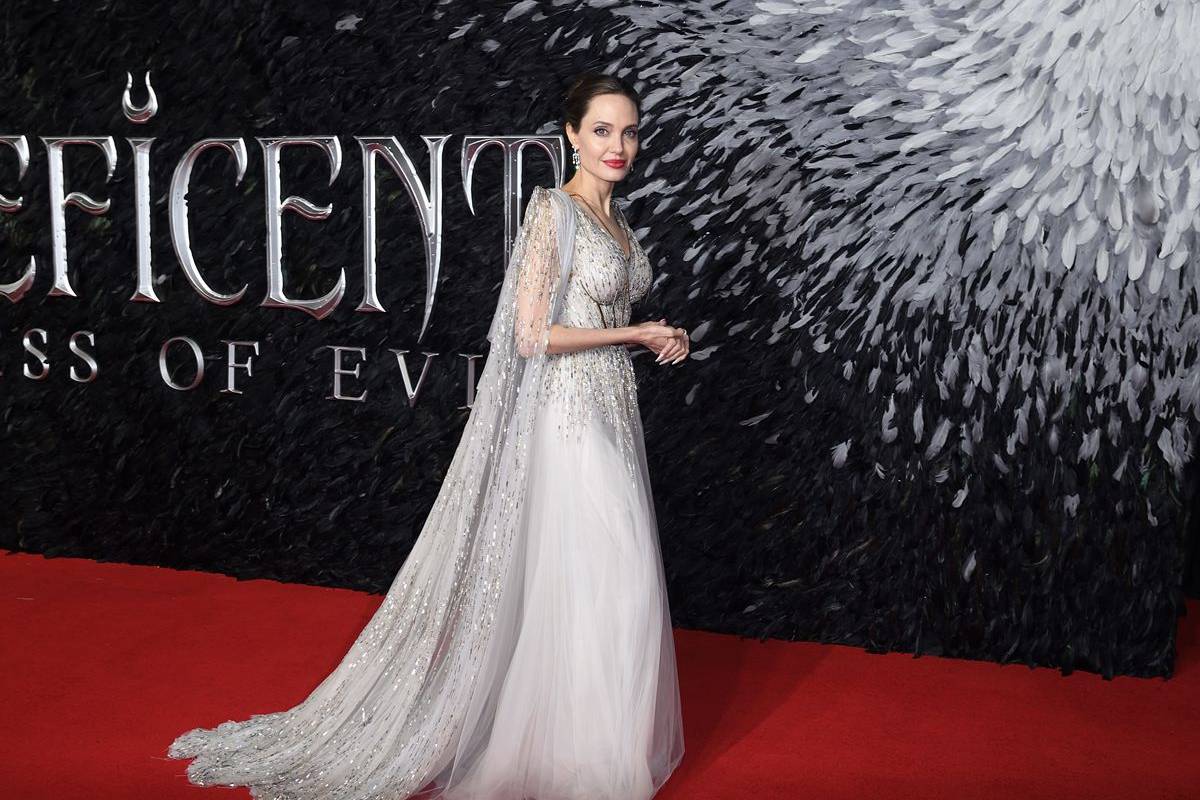 Angelina Jolie vestindo Ralph & Russo - Metrópoles