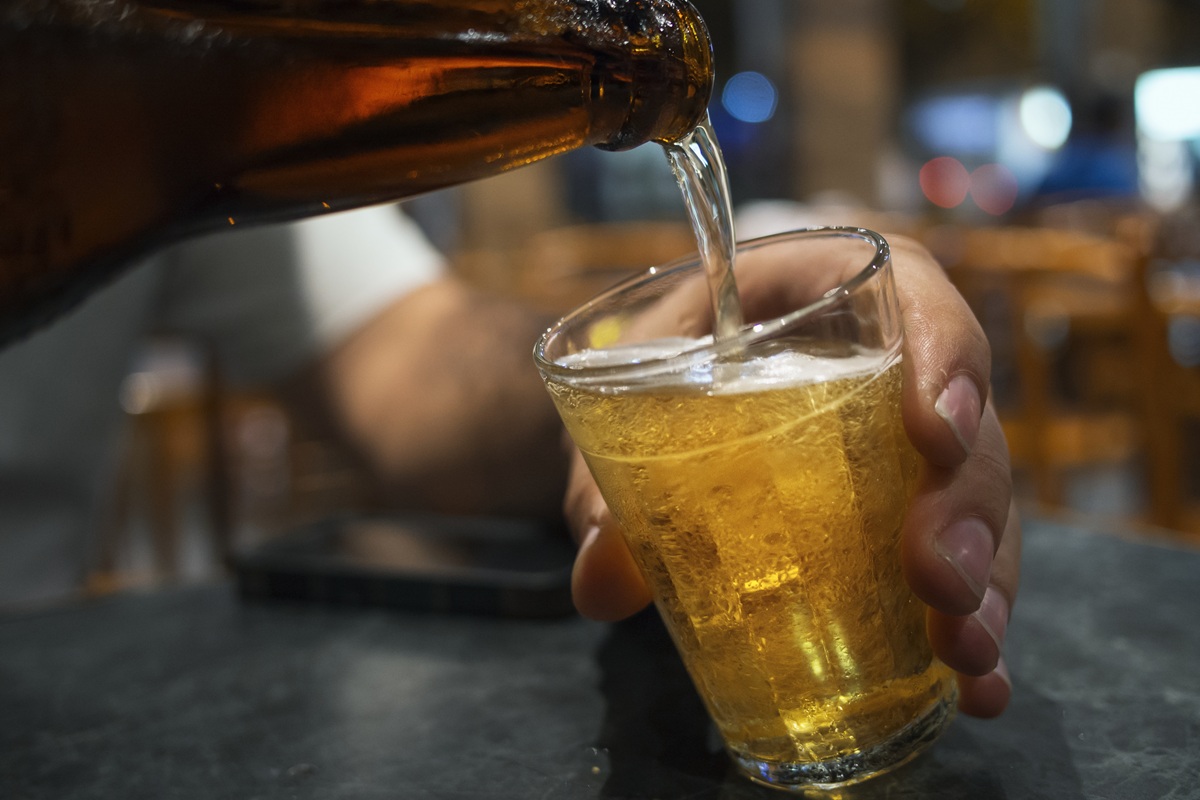 O risco invisível: entenda por que beber álcool pode causar câncer