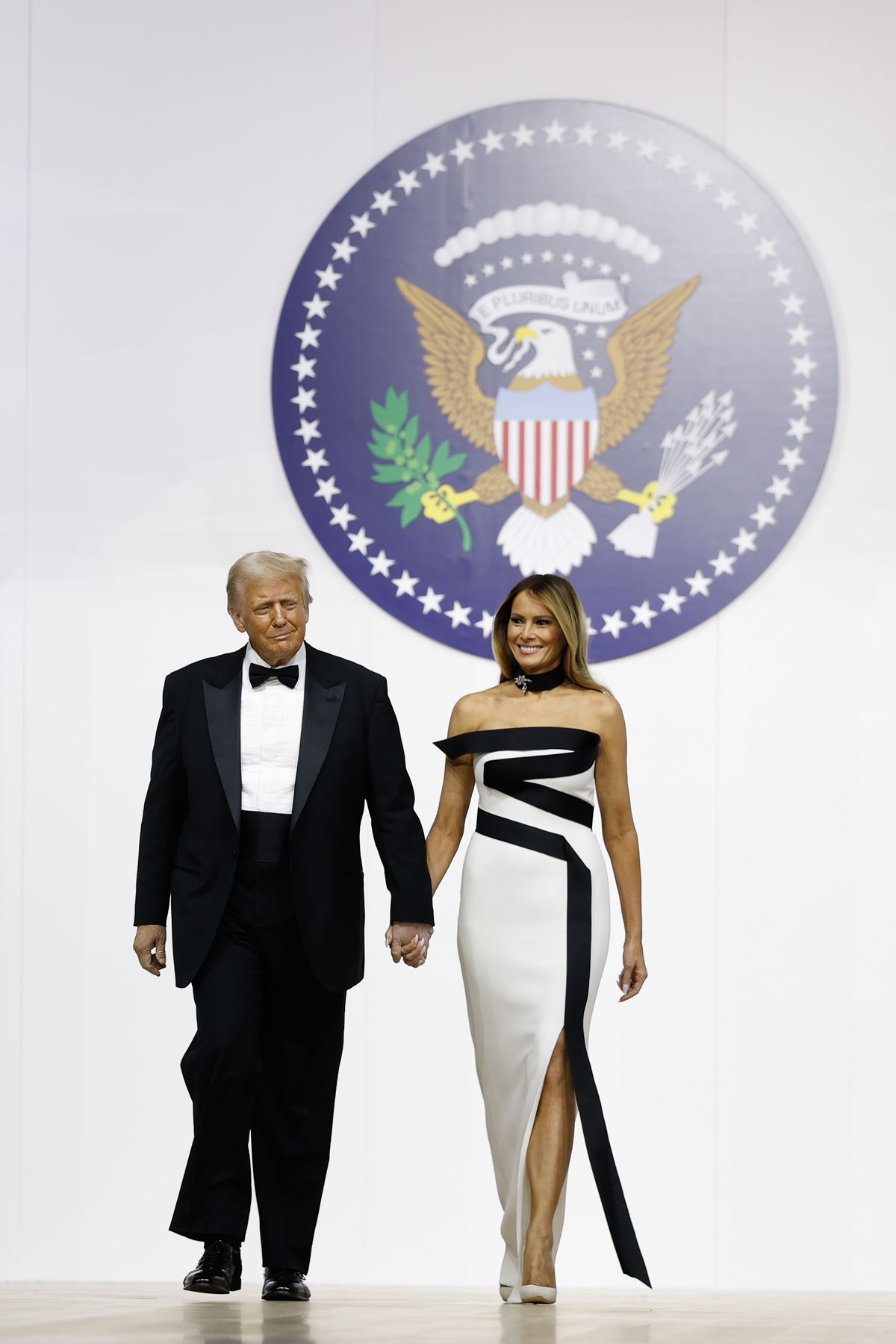 Donald e Melania Trump no Commander-in-Chief Ball - Metrópoles