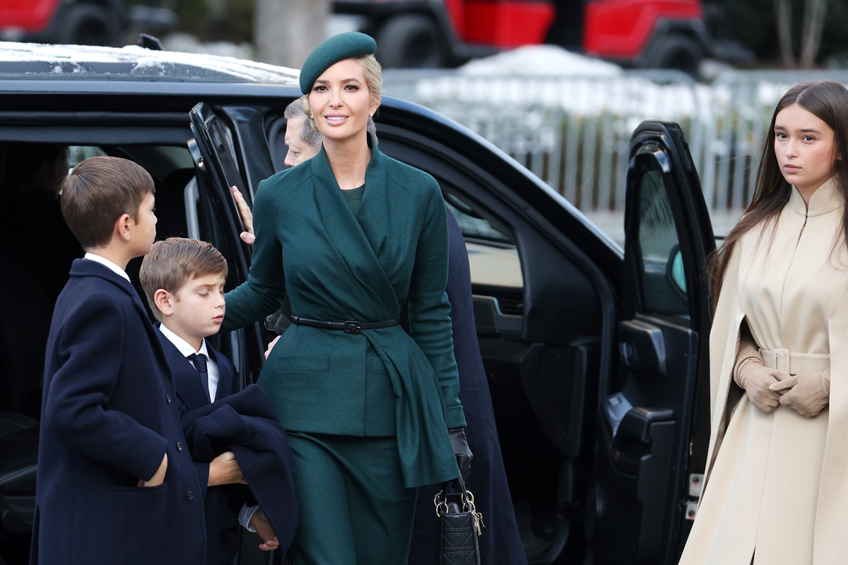 ivanka trump donald trump posse looks audrey hepburn moda - metrópoles