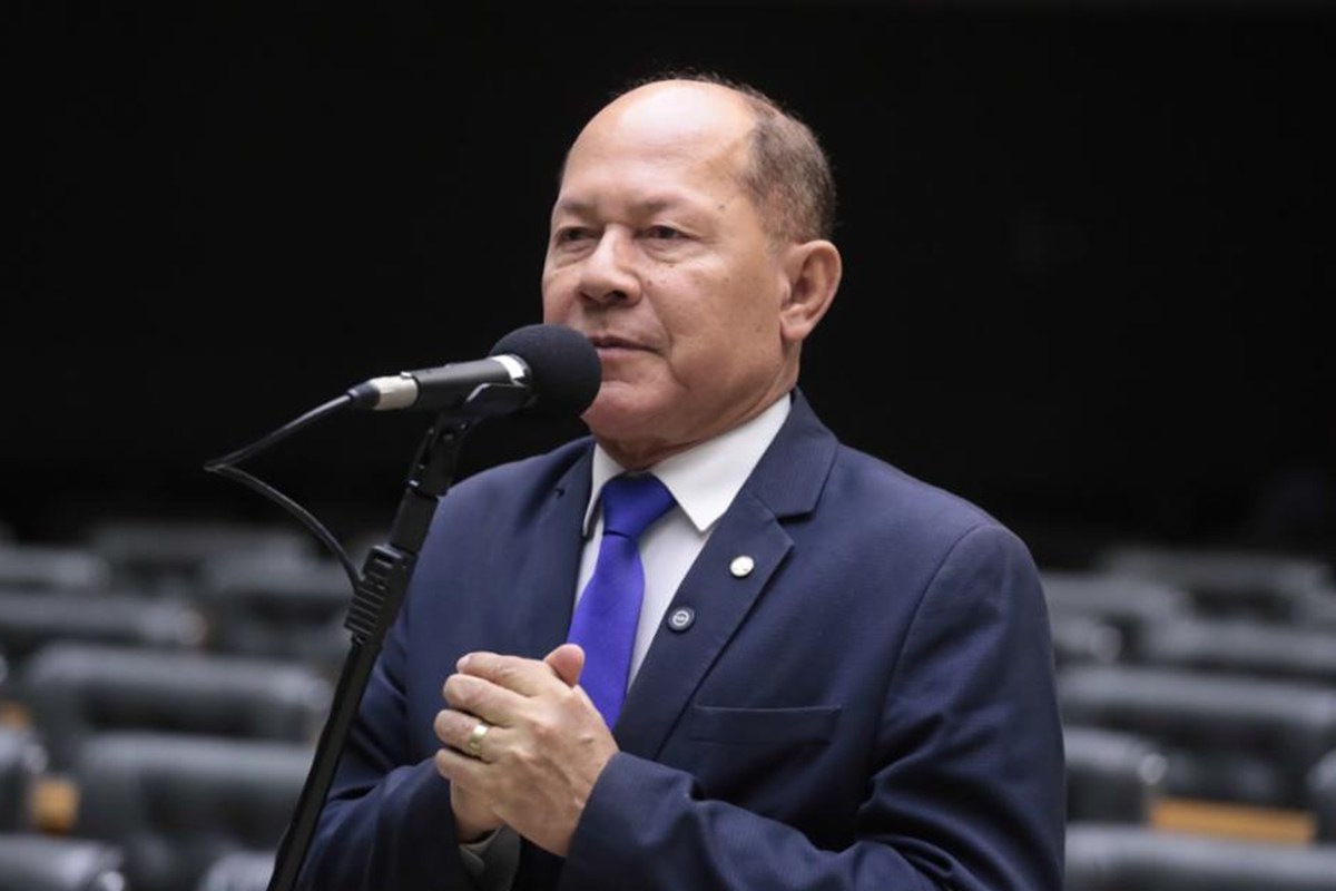 Oposição diz ter conseguido assinaturas para protocolar CPI do INSS