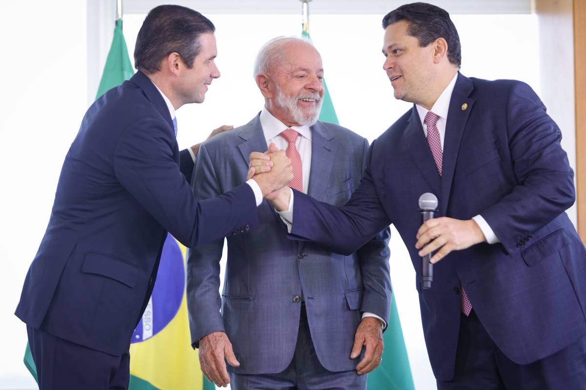 Com Lula, Motta e Alcolumbre reiteram prioridade para PEC da Segurança